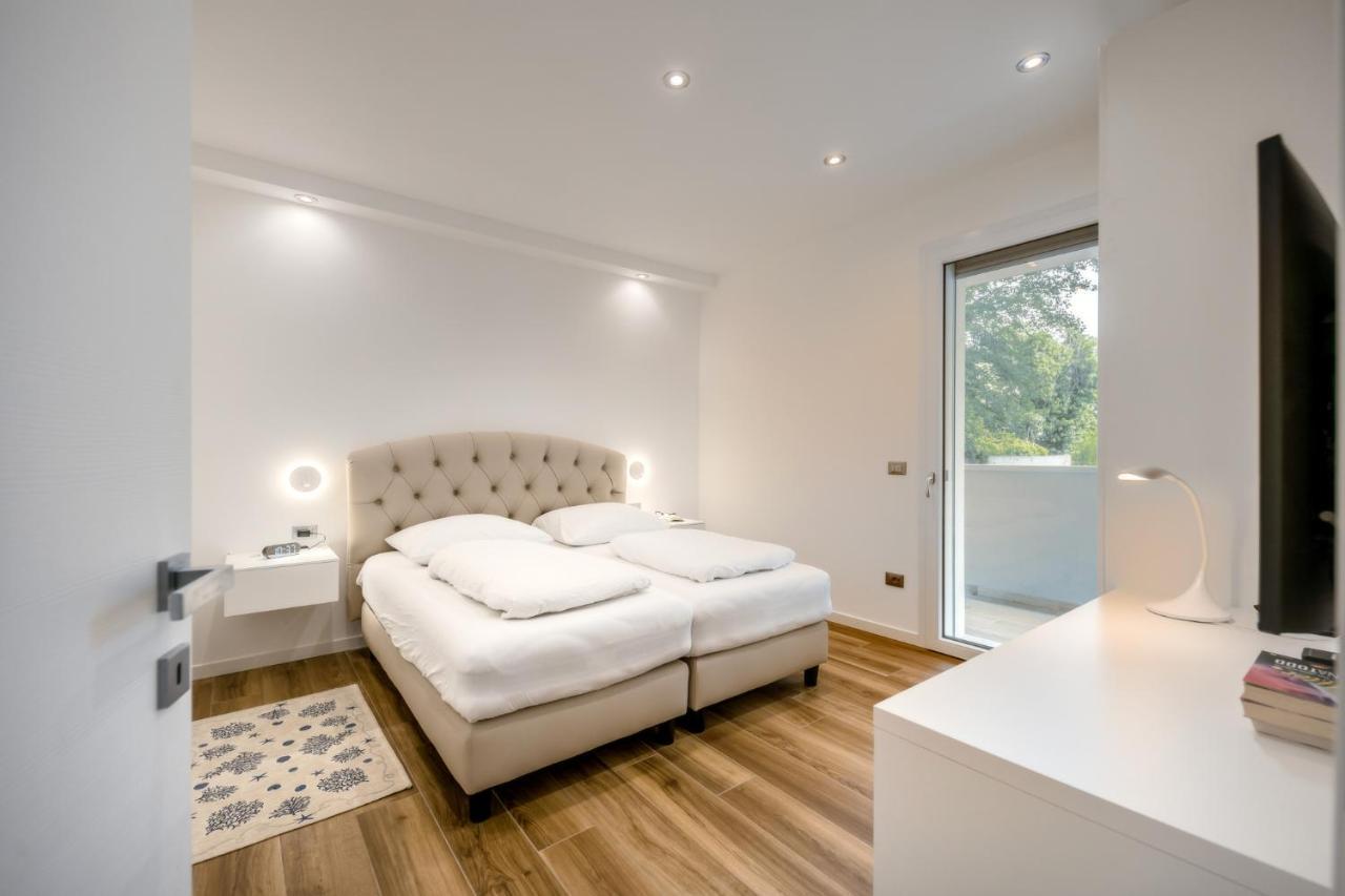 Ferrari Apartments Ponente Caorle Extérieur photo
